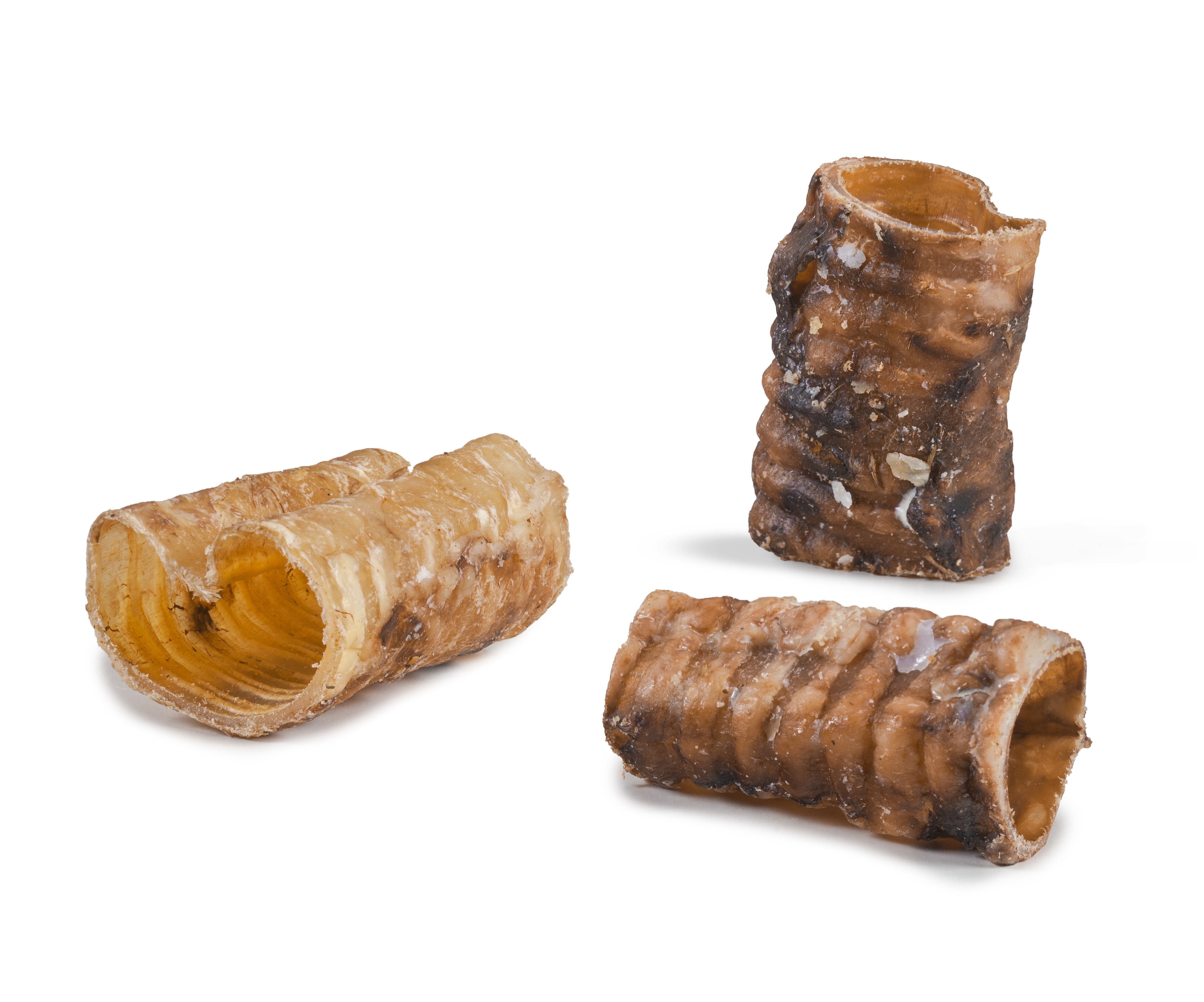 Hundekausnack, gerollt, bräunlich, natürliche Textur.